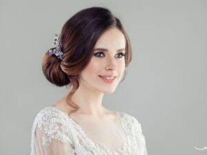 Shoulder Length Bridal Hair: The Perfect Balance of Elegance and Style