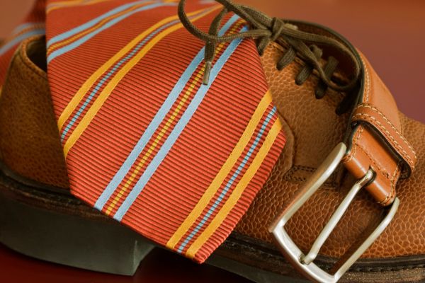 suit accessories for men