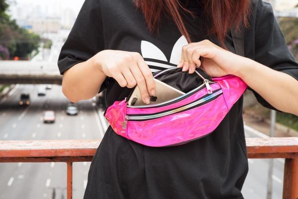 belt bag fanny pack trend