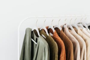 How to Build a Maternity Capsule Wardrobe for Every Trimester