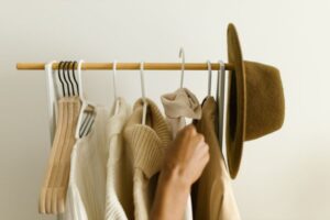 Capsule Wardrobe vs. Uniform Dressing: What’s the Real Difference