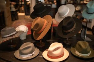Fedora vs Wide Brim Hat: Key Style Differences Explained