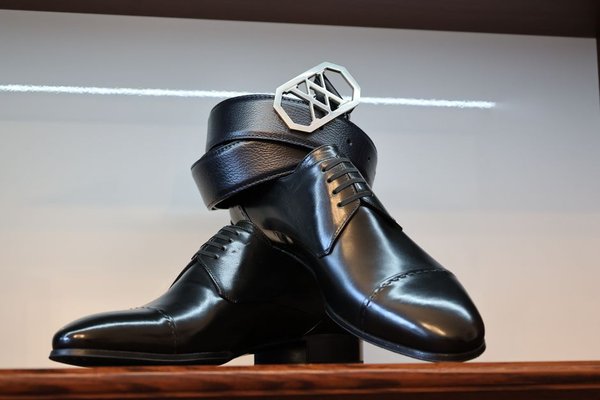 how to match a belt with shoes